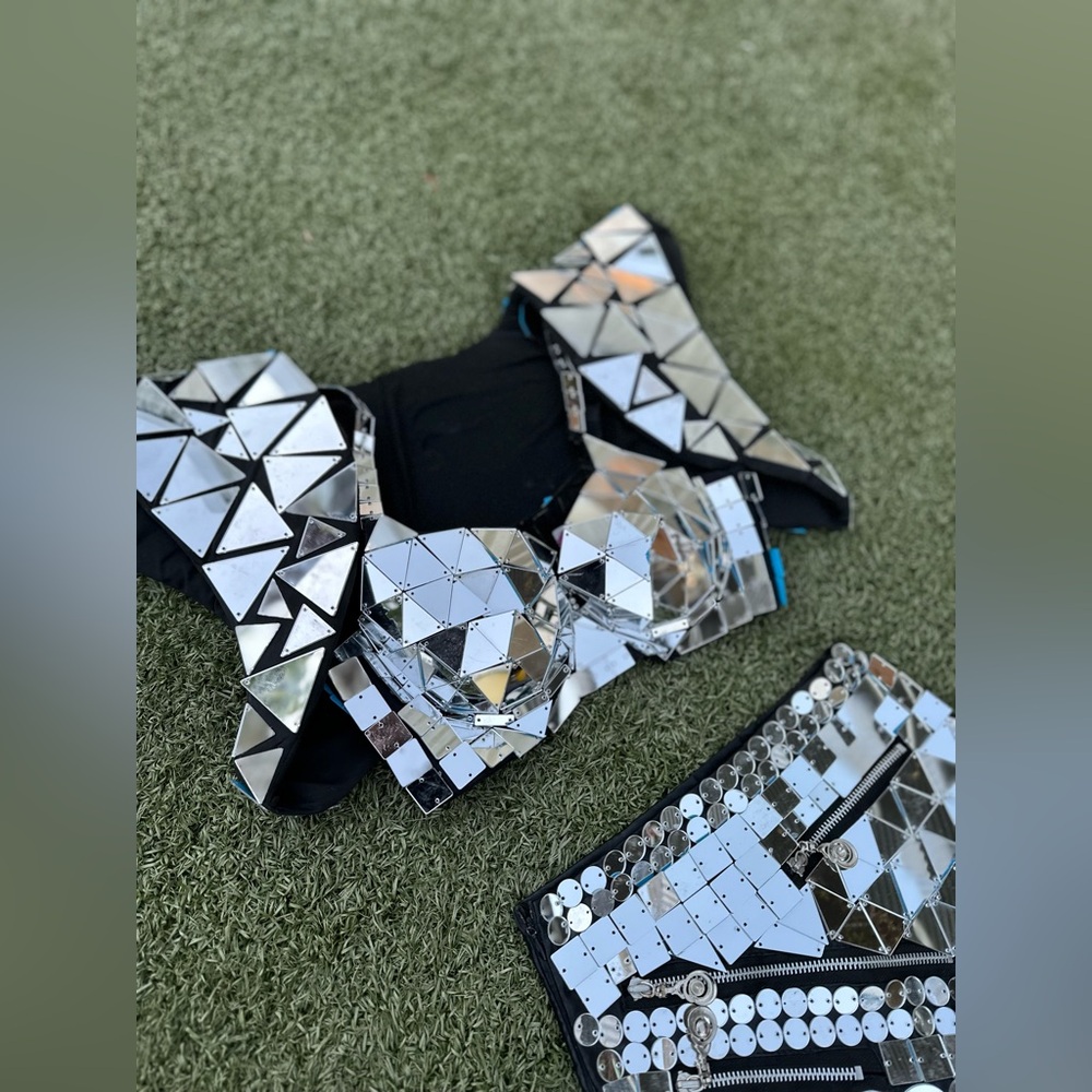 ✨ Harmonia New York 3-Piece Mirrored Futuristic Set ✨